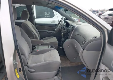 2009 Toyota Sienna Le из США, поврежденный, VIN 5TDZK23C29S272871